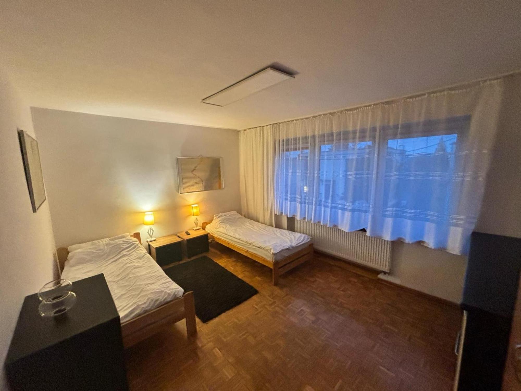 Hostel Bytomska Września Zewnętrze zdjęcie